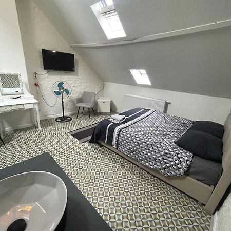 Place To Stay In Antwerp City Экстерьер фото
